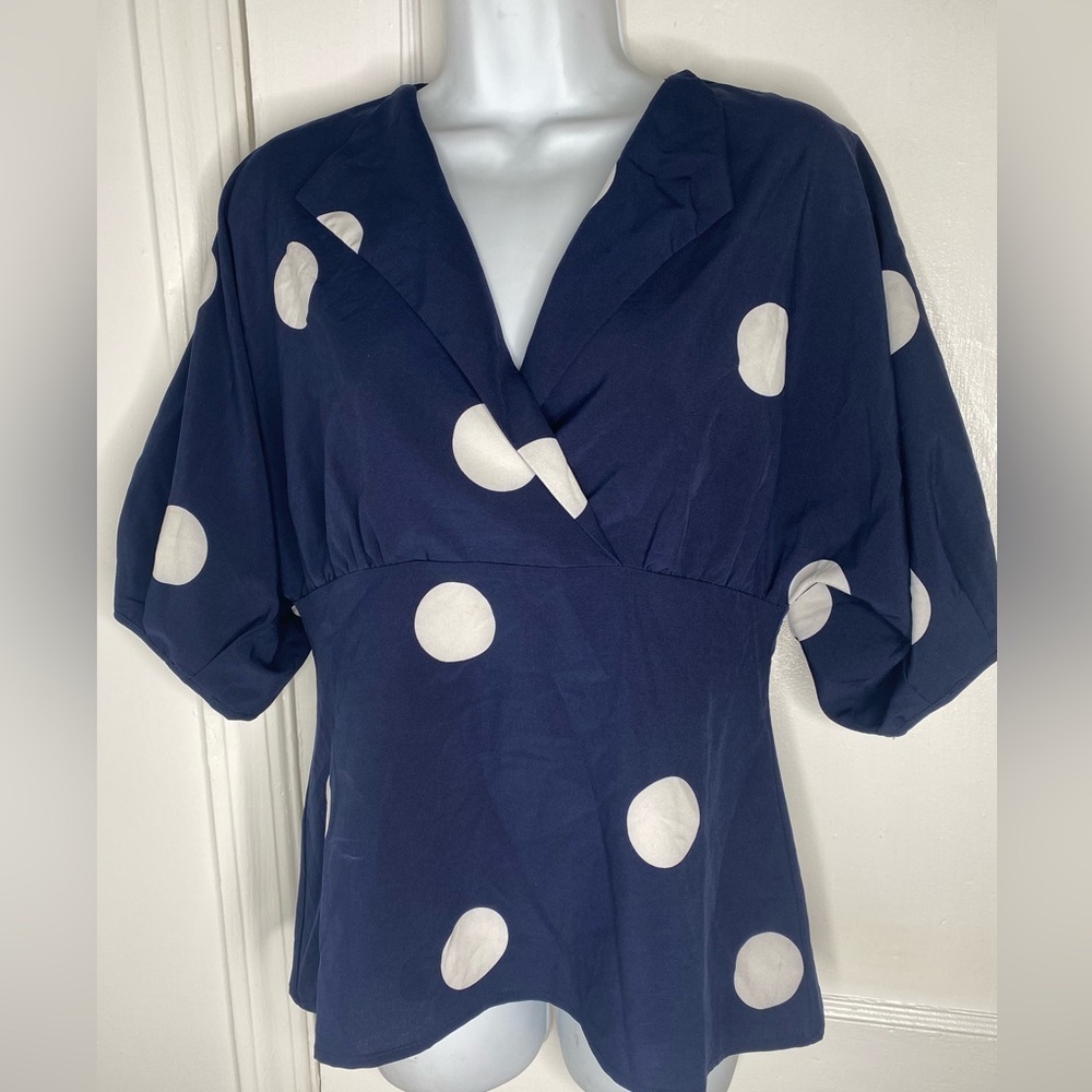 GRACIA NWT Navy Polka Dot Women's Top